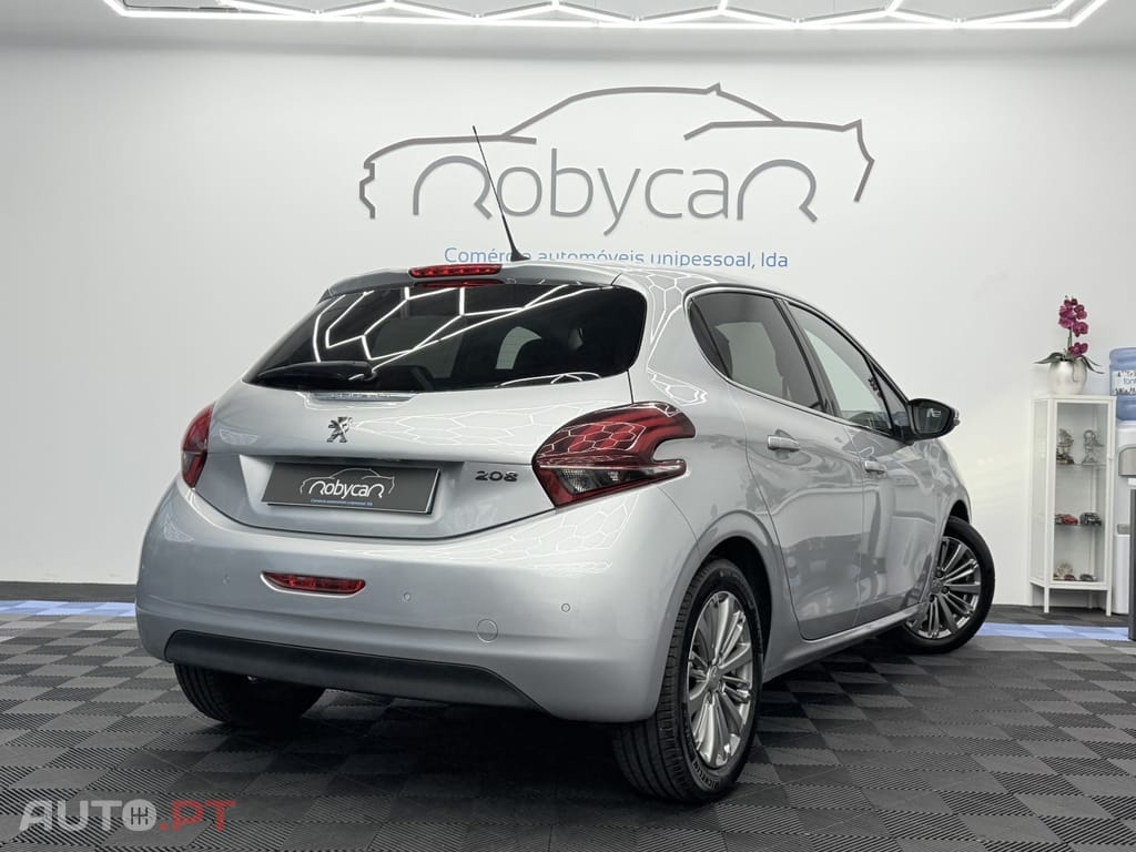 Peugeot 208 1.2 PureTech Allure