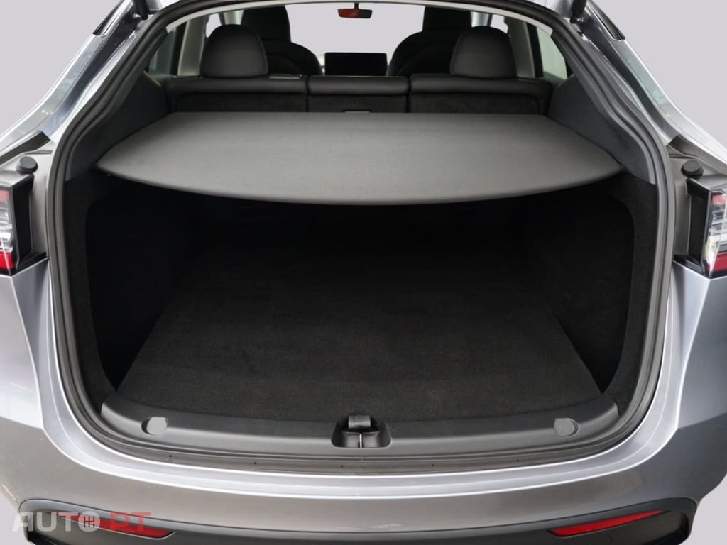 Tesla Model Y Long Range Dual Motor 94% I.V.A DEDUTIVEL