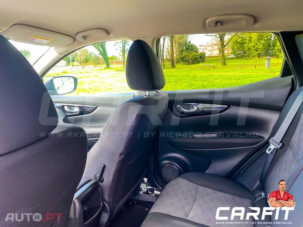 Nissan Qashqai 1.2 DIG-T N-Connecta RS+PS 18 Xtronic