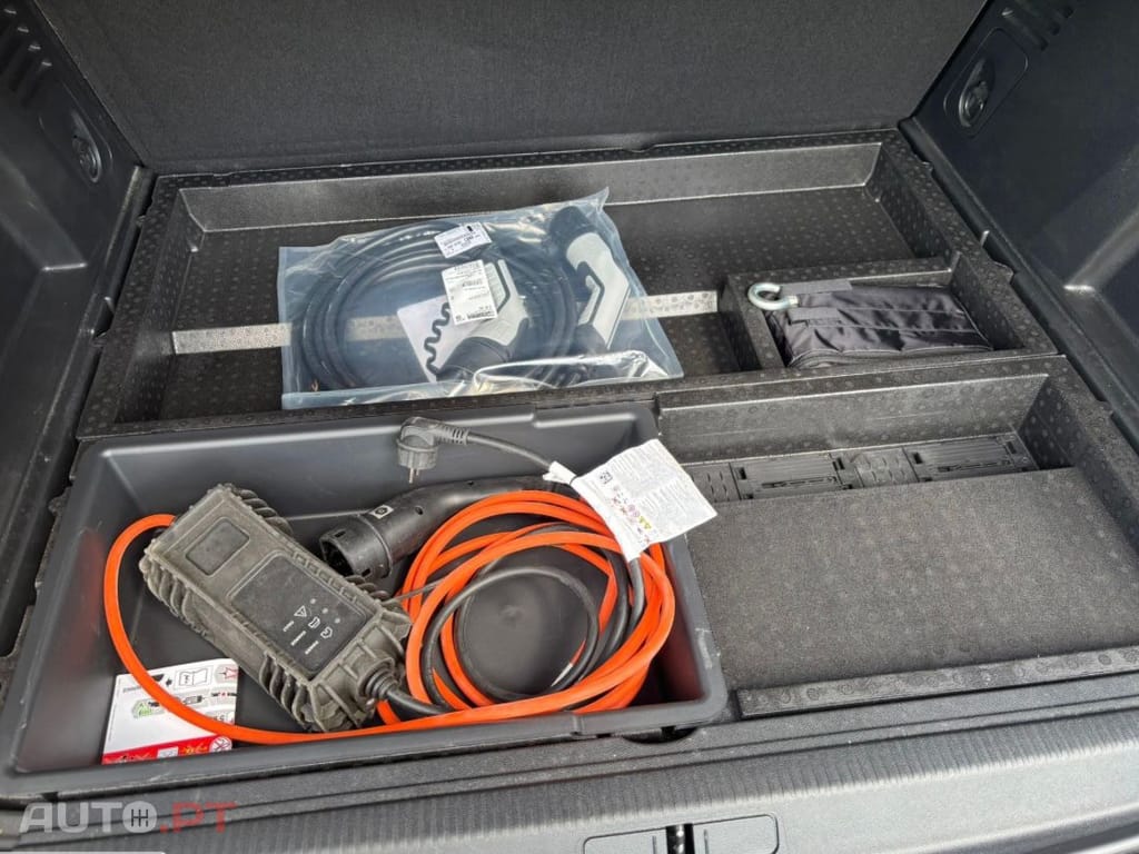 Peugeot 3008 1.6 Hybrid GT Pack e-EAT8