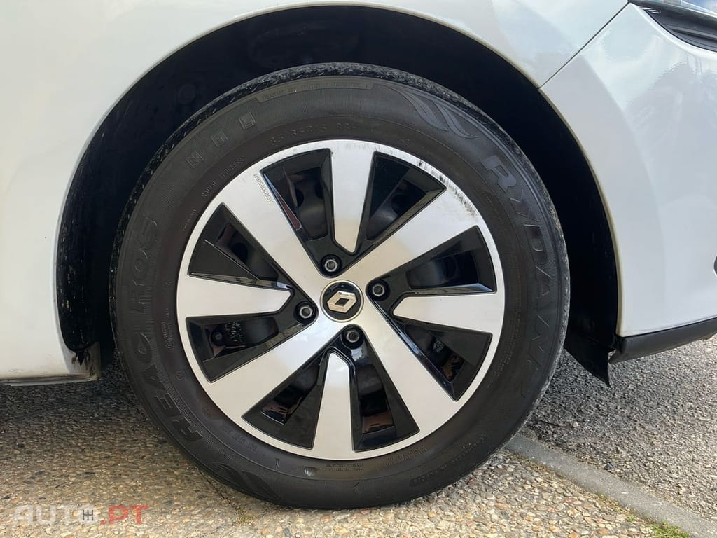 Renault Clio 0.9 TCe Limited Bi-Fuel