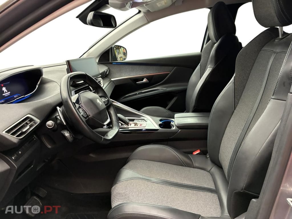 Peugeot 5008 1.2 PureTech Allure Pack EAT8