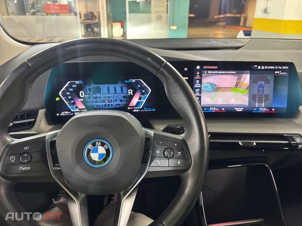 BMW 225 e xDrive