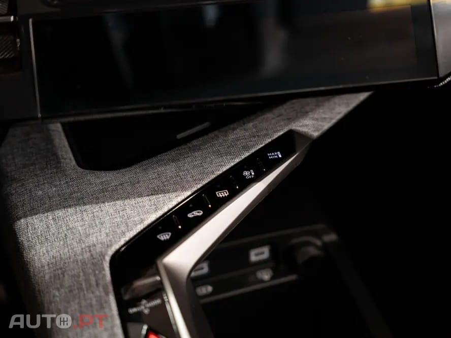 Peugeot 3008 1.2 Hybrid GT e-DCS6