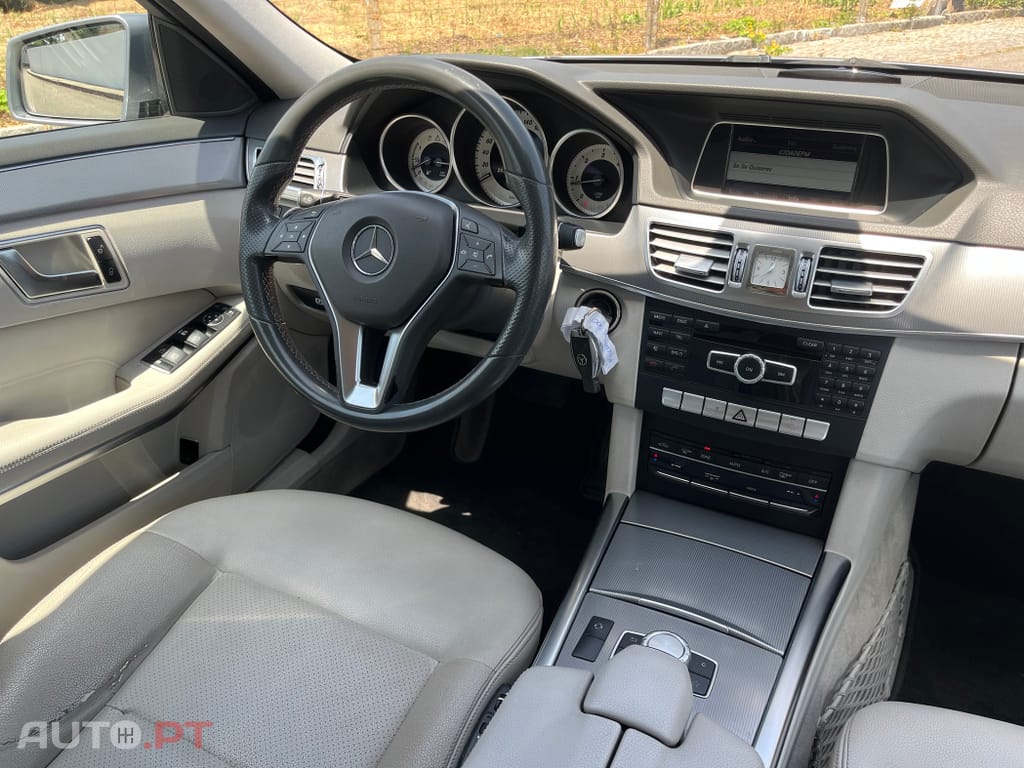 Mercedes-Benz E 300 BlueTEC Hybrid Avantgarde