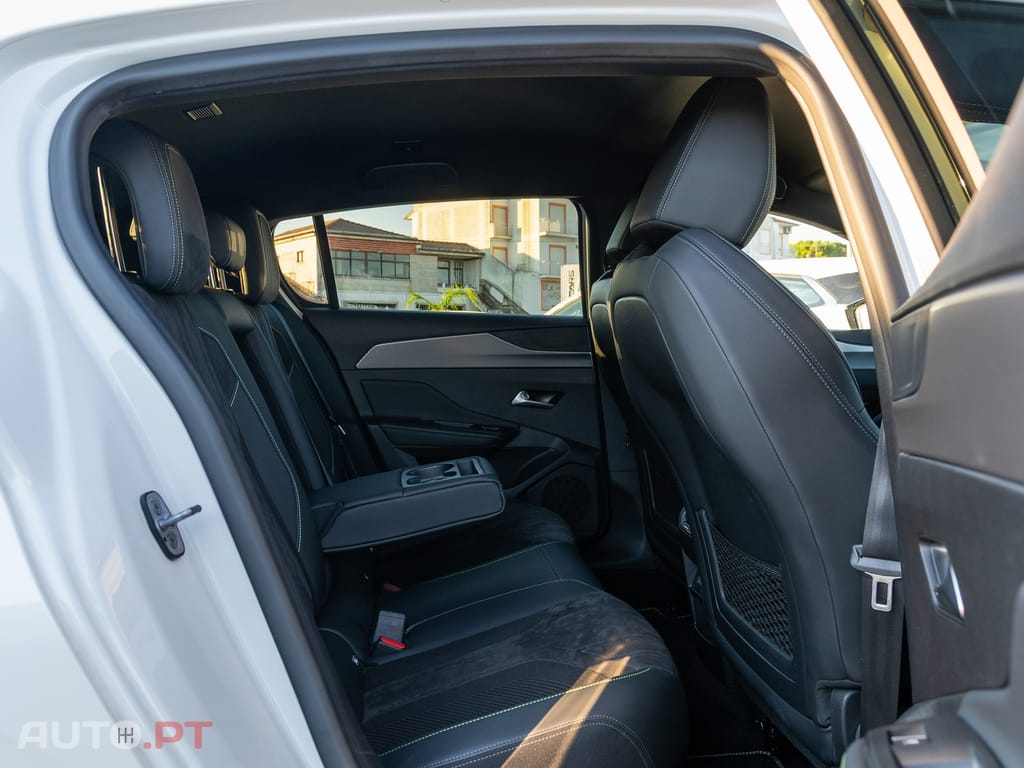 Peugeot 308 1.5 BlueHDi GT EAT8