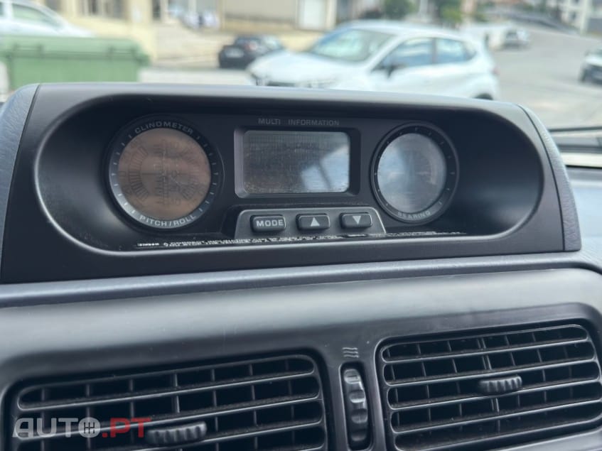 Toyota Land Cruiser 8 lugares