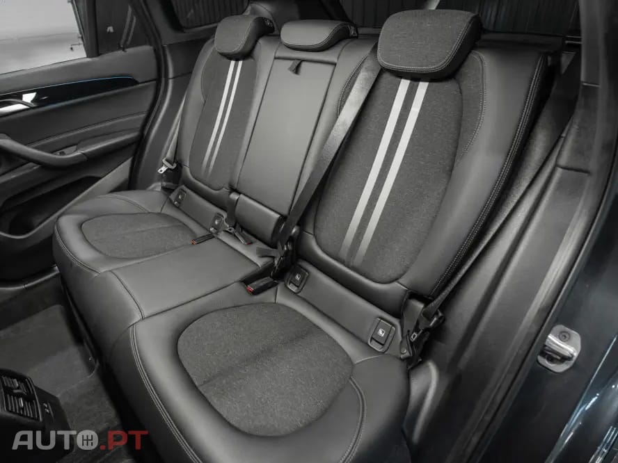 BMW X1 xDrive25e Pack Desportivo M