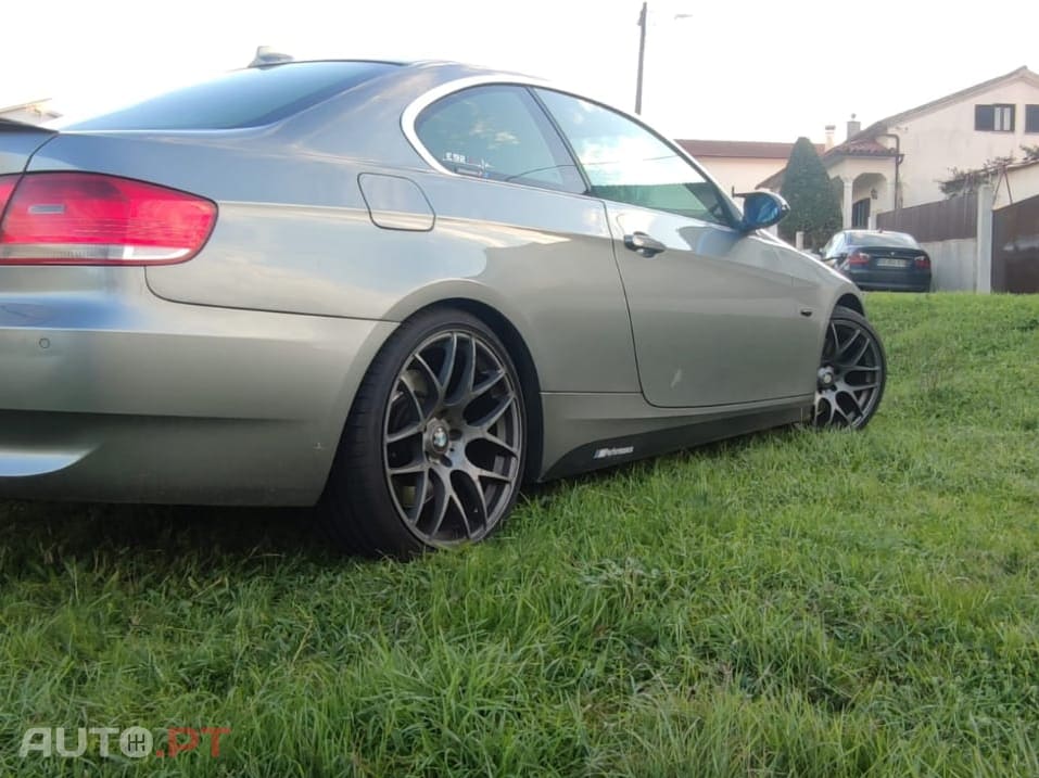 BMW 335 e92