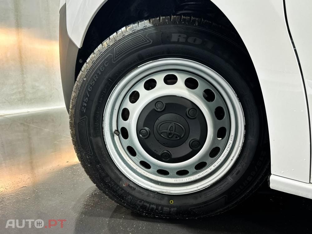 Toyota Proace Eletric 75kWh 136cv Business Line