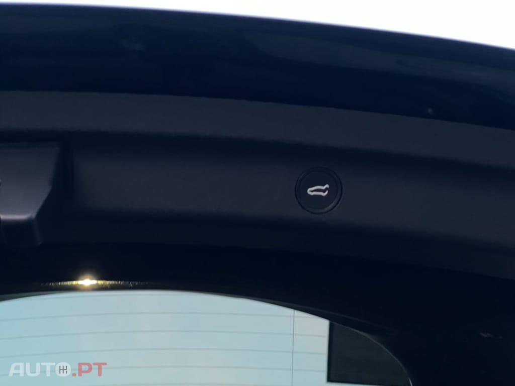 Tesla Model Y I.V.A DEDUTIVEL Performance Dual AWD