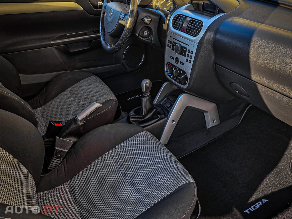 Opel Tigra TwinTop 1.3 CDTI