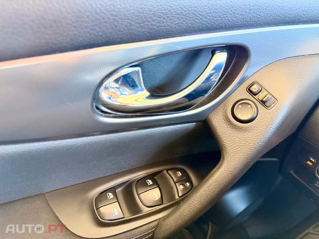 Nissan Qashqai 1.2 DIG-T N-Connecta