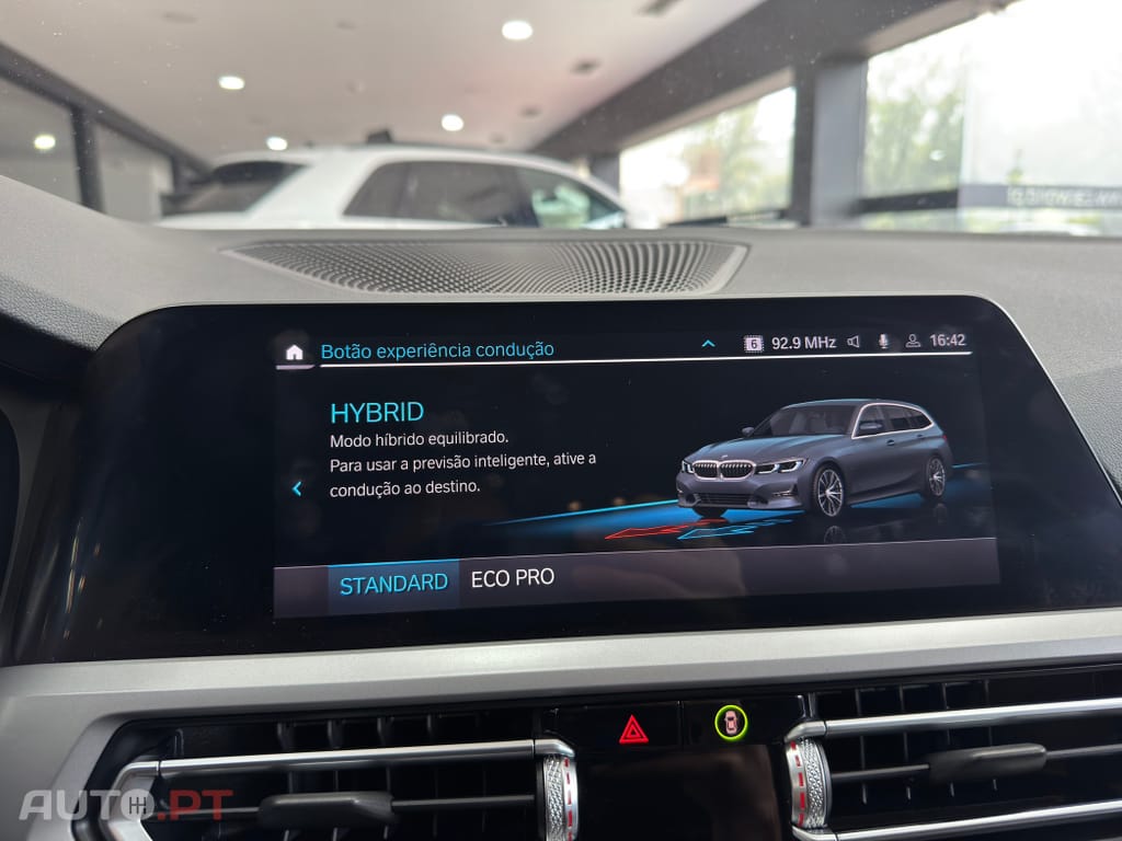 BMW 330 330 e Touring Pack 50 anos M Auto