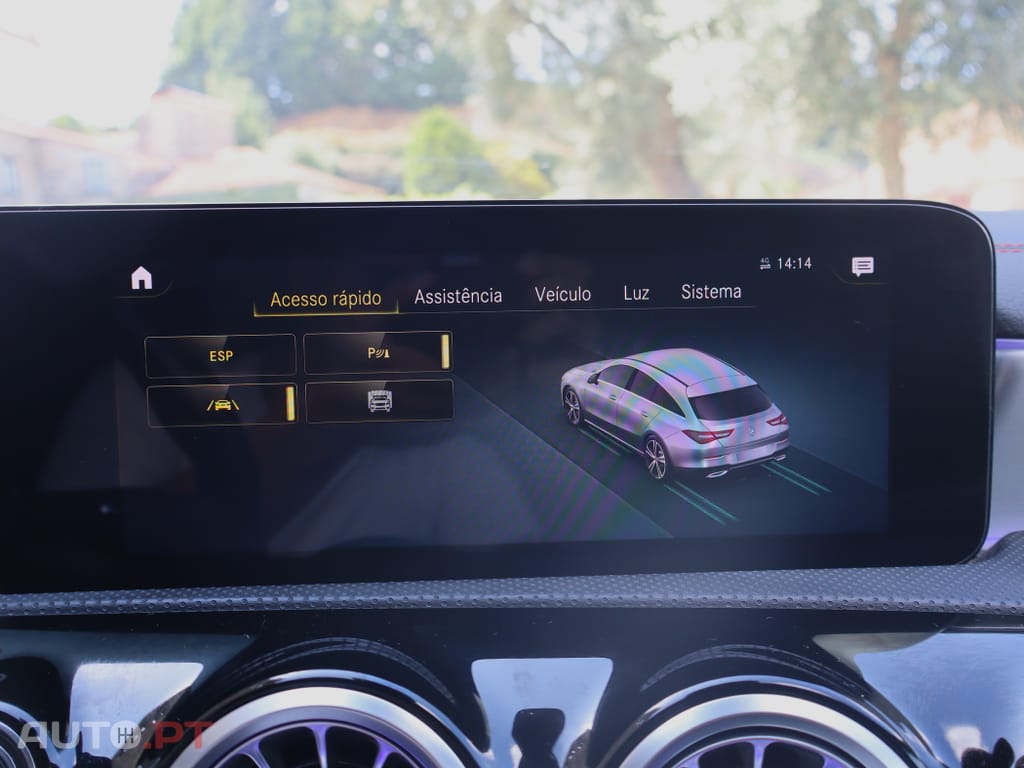 Mercedes-Benz CLA 250 e  Shooting Brake AMG Line