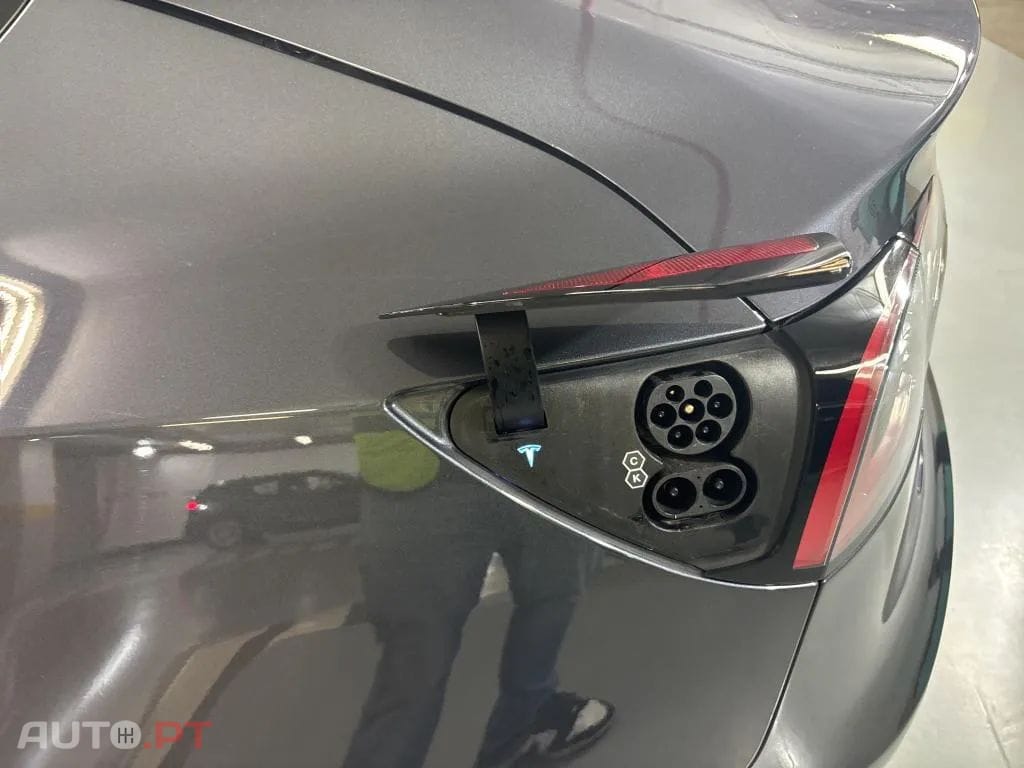 Tesla Model 3 Long Range Tração Integral