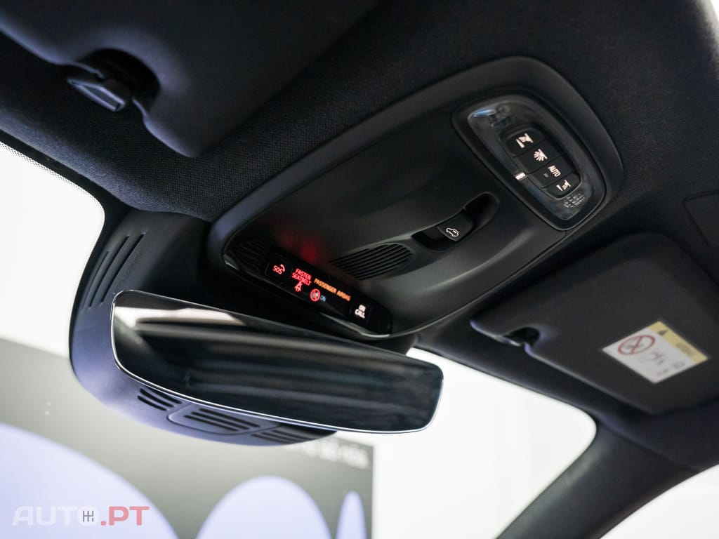 Volvo XC40 1.5 T5 PHEV R-Design