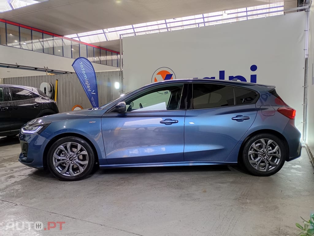 Ford Focus 1.0 EcoBoost MHEV ST-Line