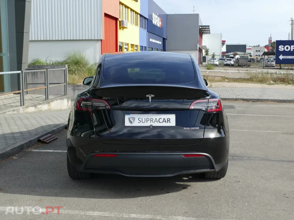 Tesla Model Y Performance Tração Integral