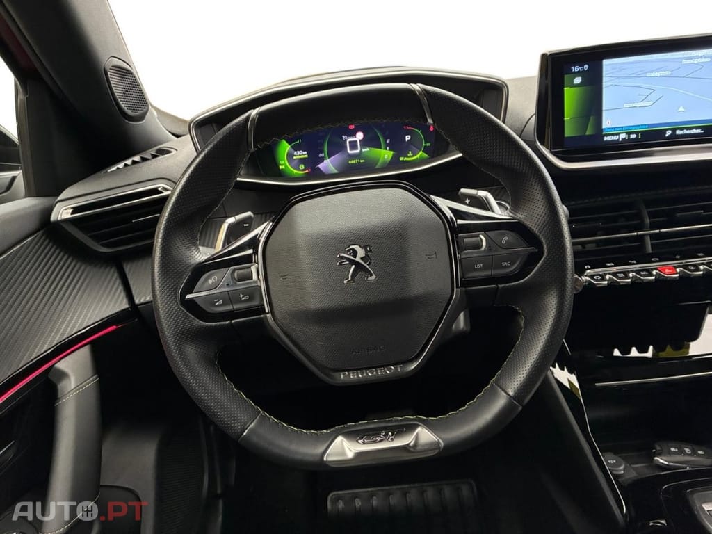 Peugeot 2008 1.2 PureTech GT EAT8