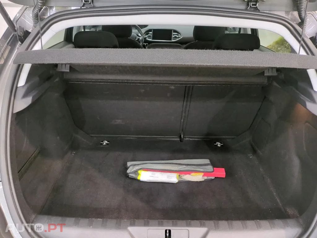 Peugeot 308 1.5 BlueHDi Style