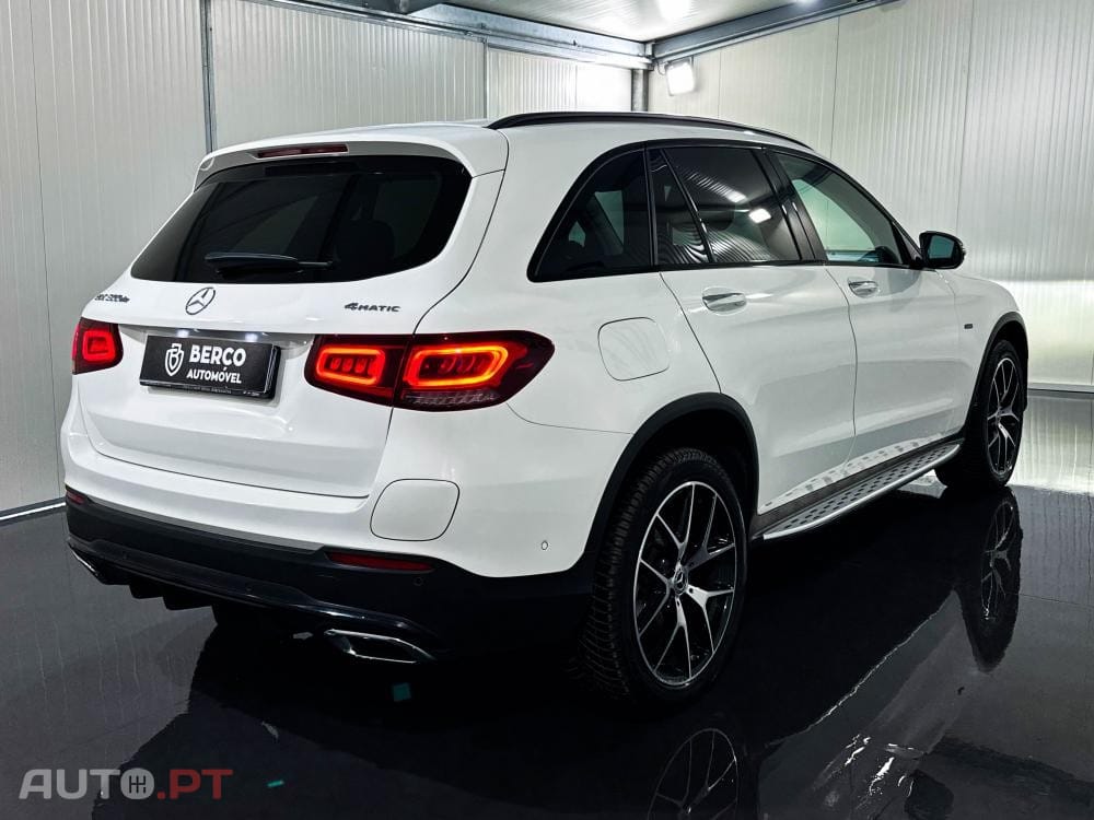 Mercedes-Benz GLC 300 de 4Matic 9G-TRONIC AMG Line