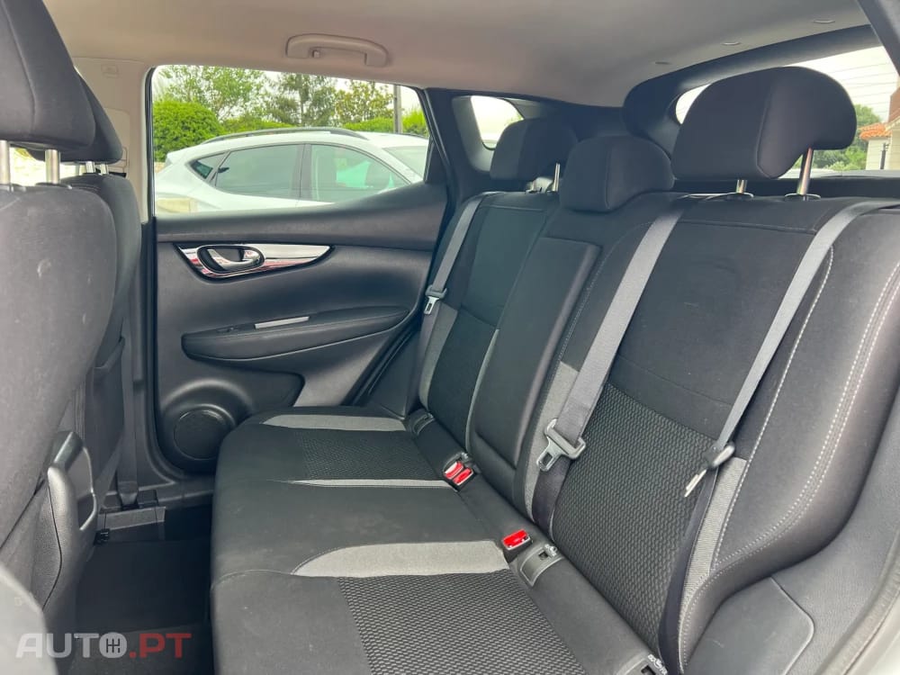Nissan Qashqai 1.5 dCi Acenta Connect