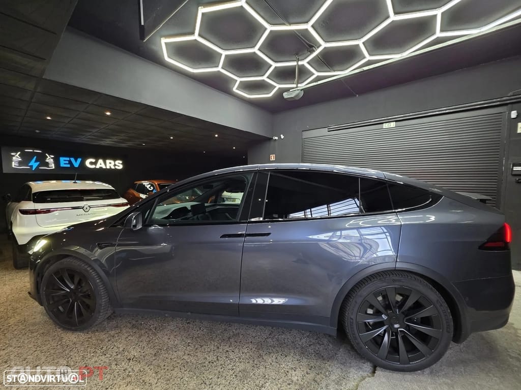 Tesla Model X Plaid AWD
