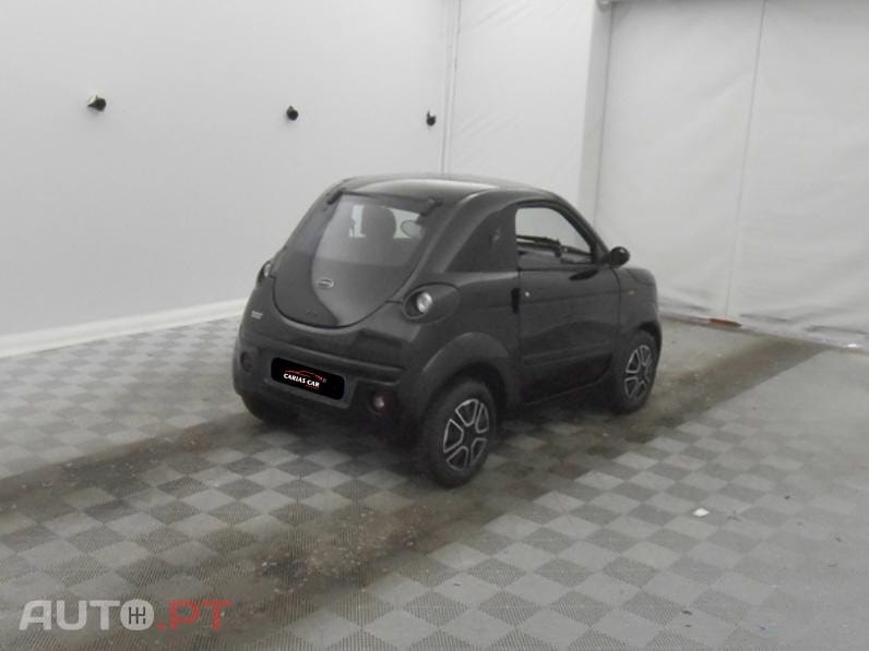 Microcar Duè Must