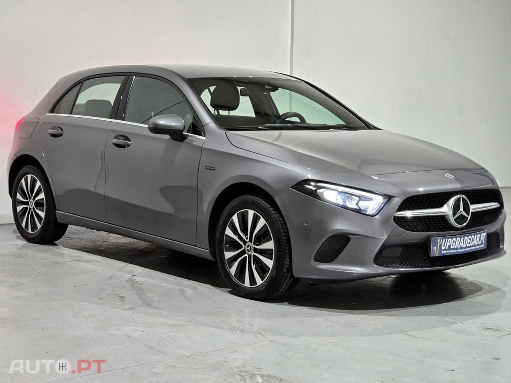 Mercedes-Benz A 250 e 8G-DCT Progressive