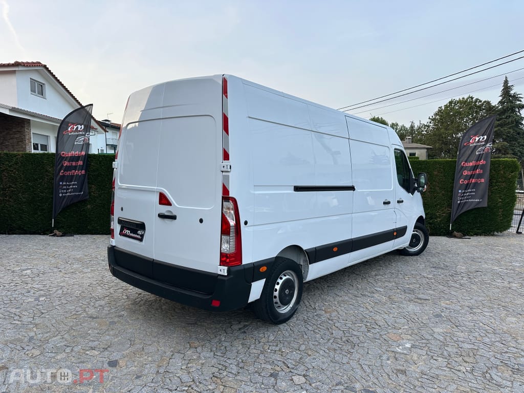 Renault Master 2.3 dCi L3H2