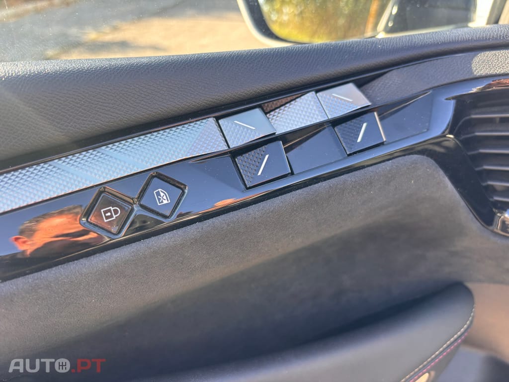 DS DS4 E-Tense Performance Line EAT8