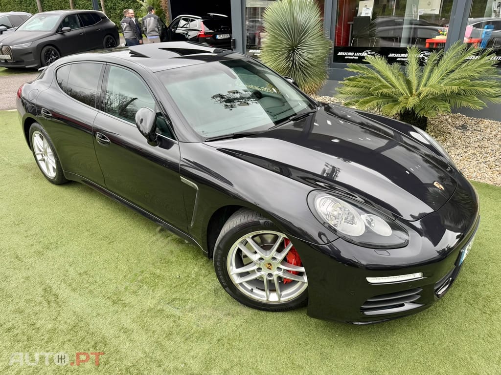 Porsche Panamera Standard