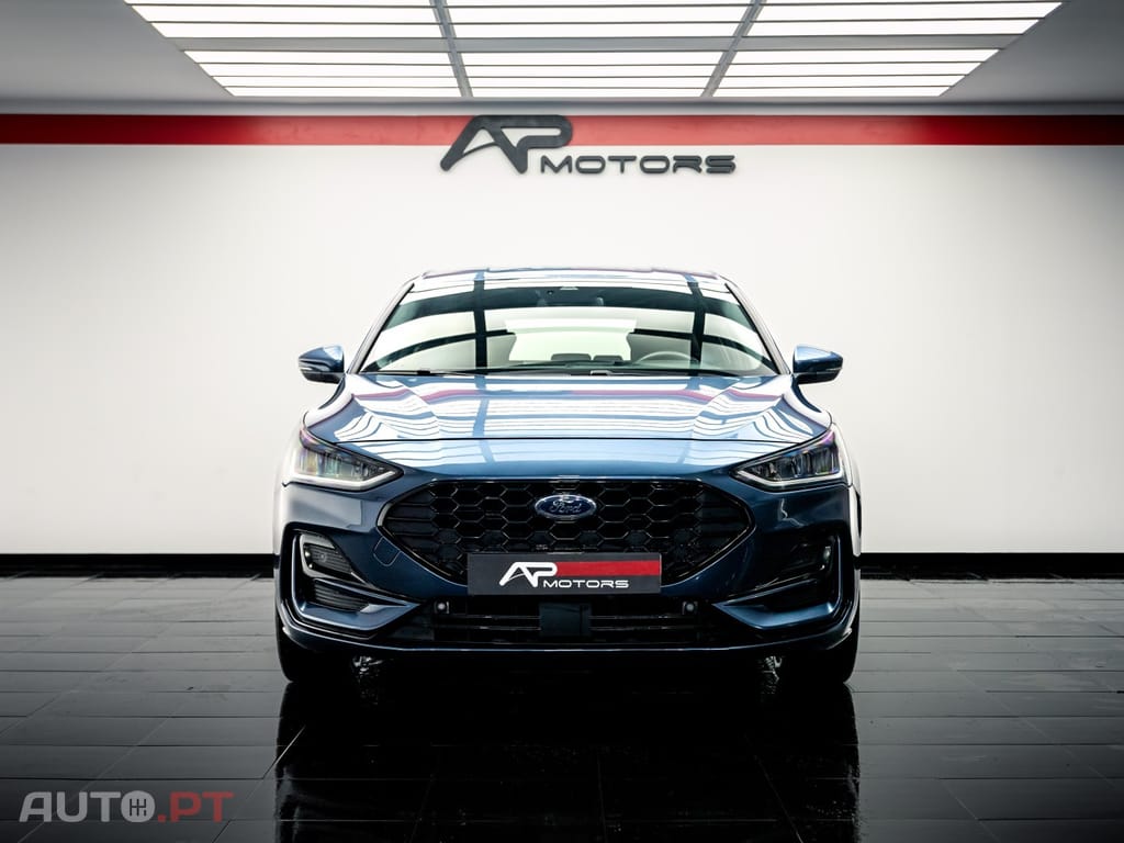 Ford Focus 1.0 EcoBoost MHEV ST-Line