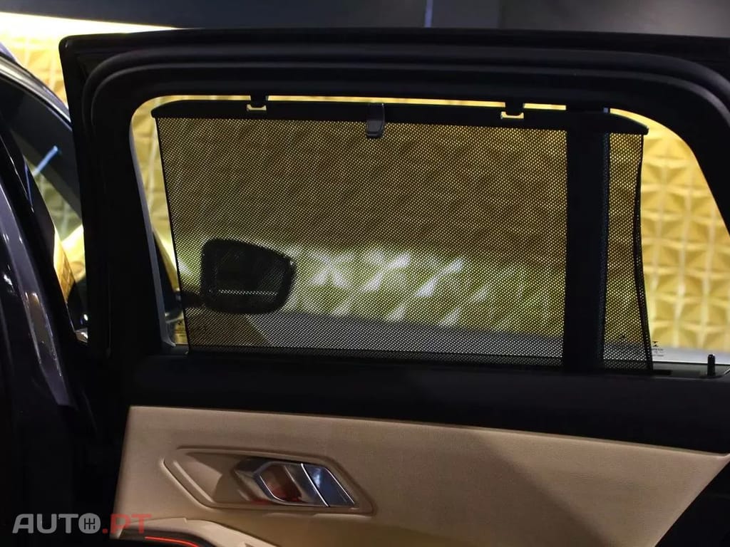 BMW 320 e Line Luxury Auto