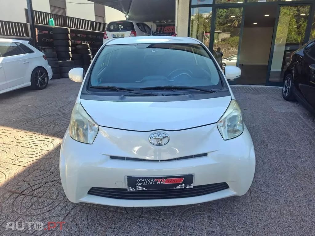 Toyota iQ 1.0 VVT-i 2 MultiDrive