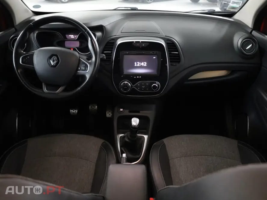 Renault Captur 1.3 TCe Exclusive