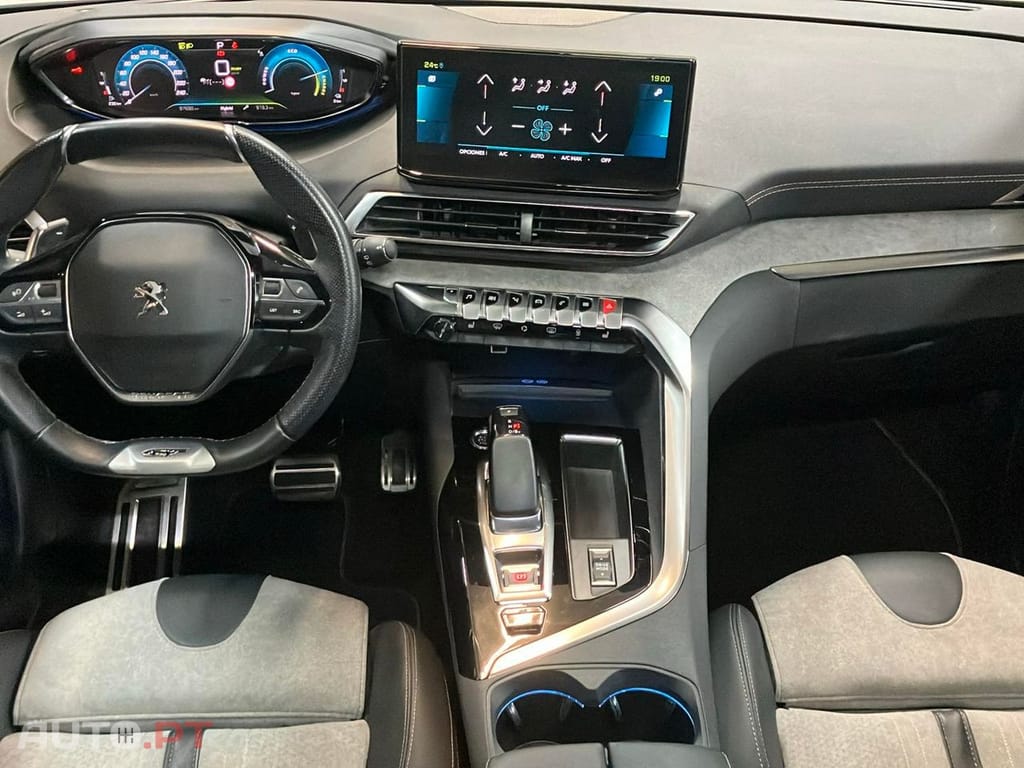 Peugeot 3008 1.6 Hybrid4 GT Pack e-EAT8