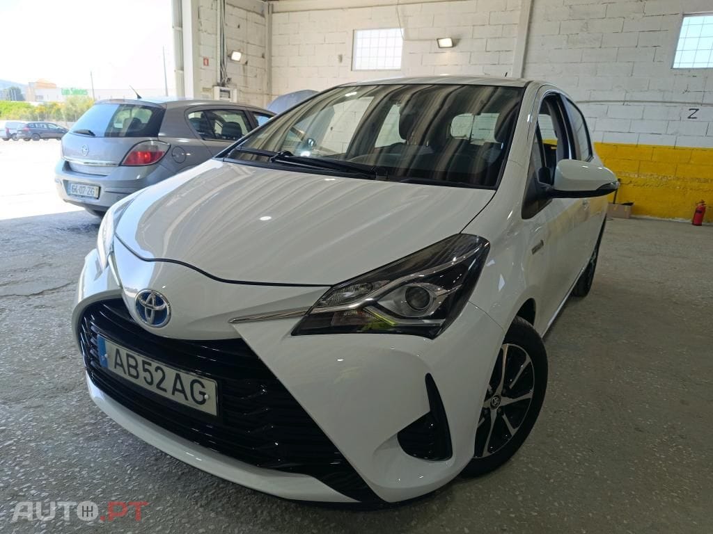 Toyota Yaris 1.5 HSD Comfort