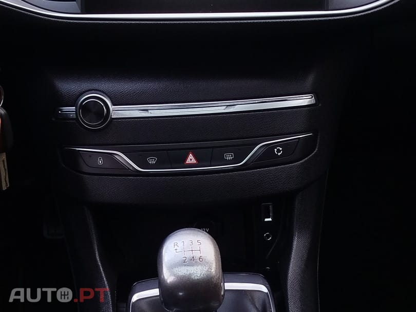 Peugeot 308 SW 1.6 BlueHDi Allure