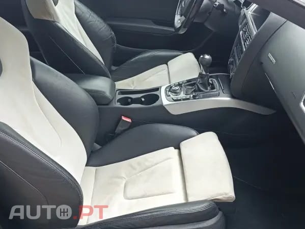 Audi S5 4.2 V8 TFSI QUATTRO