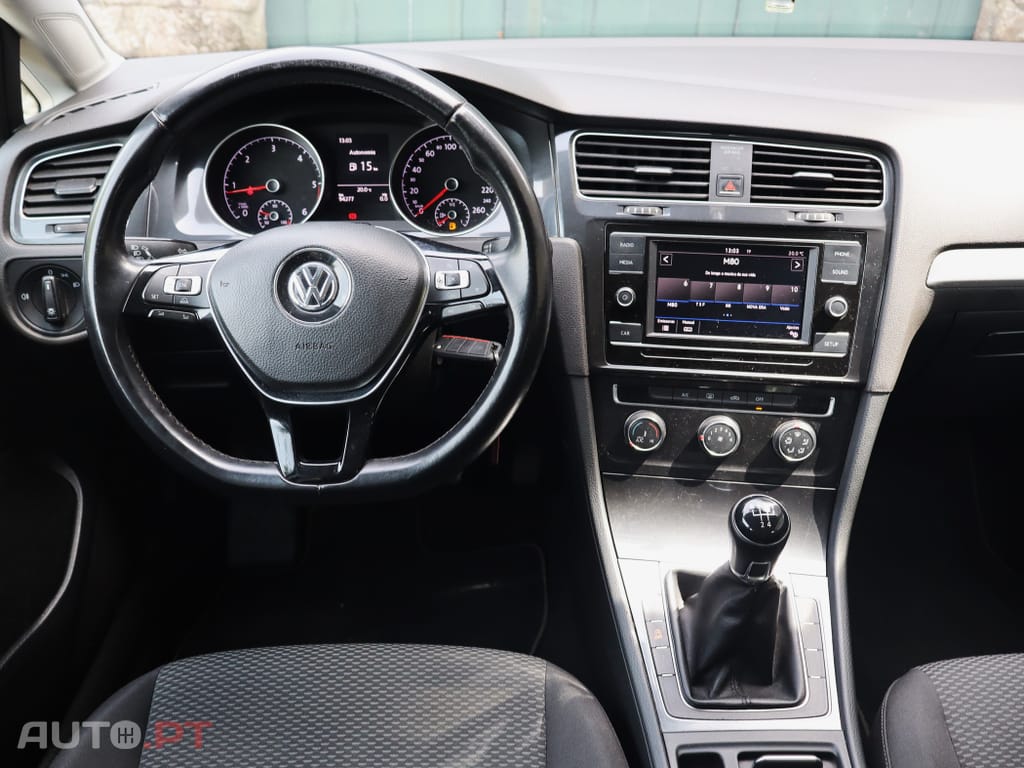 Volkswagen Golf 1.6 TDI Confortline