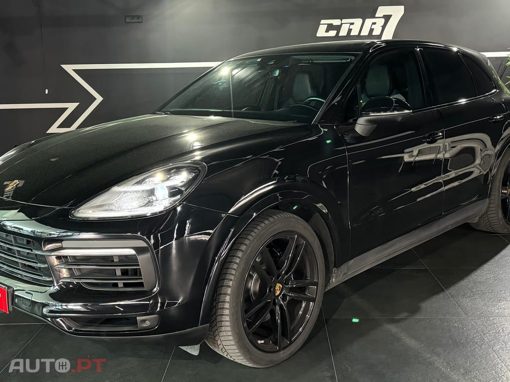 Porsche Cayenne E-Hybrid Tiptronic S