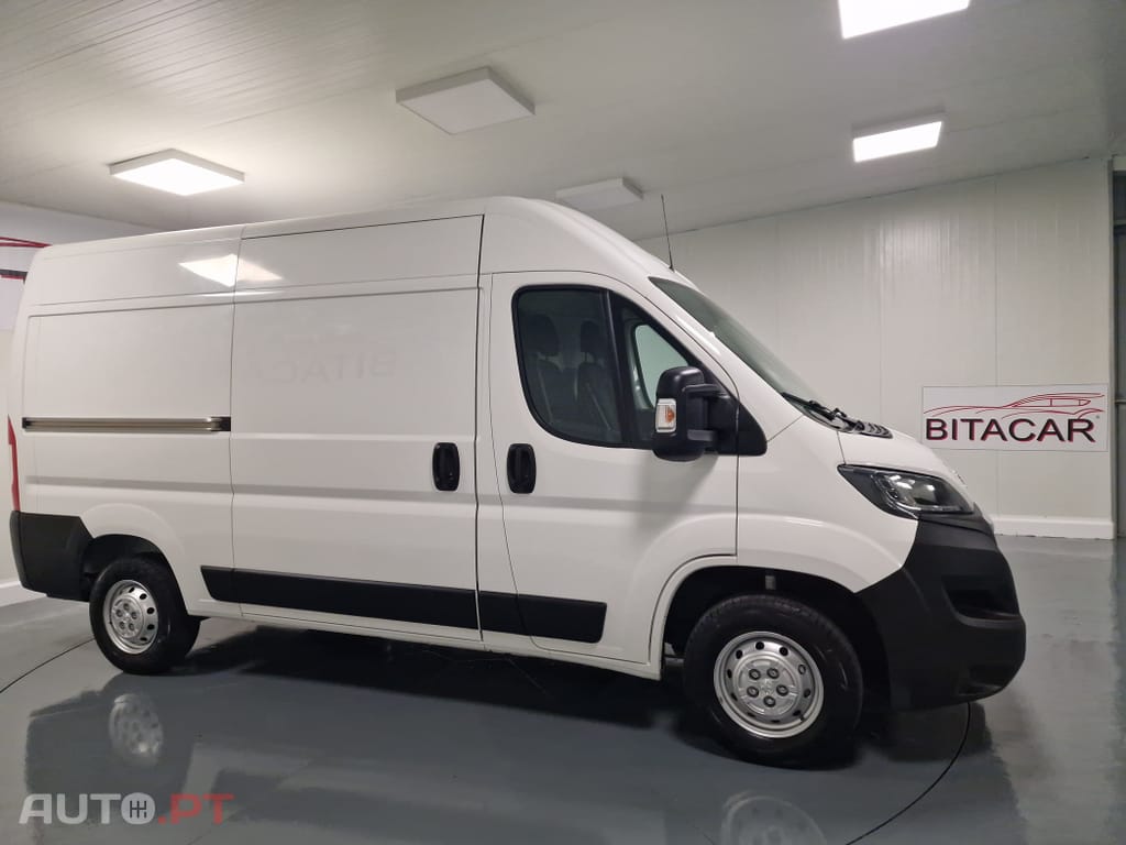Peugeot Boxer 2.2 BlueHDi 335 L2H2 Pro GPS CAM. TRASEIRA IVA DEDUTIVEL