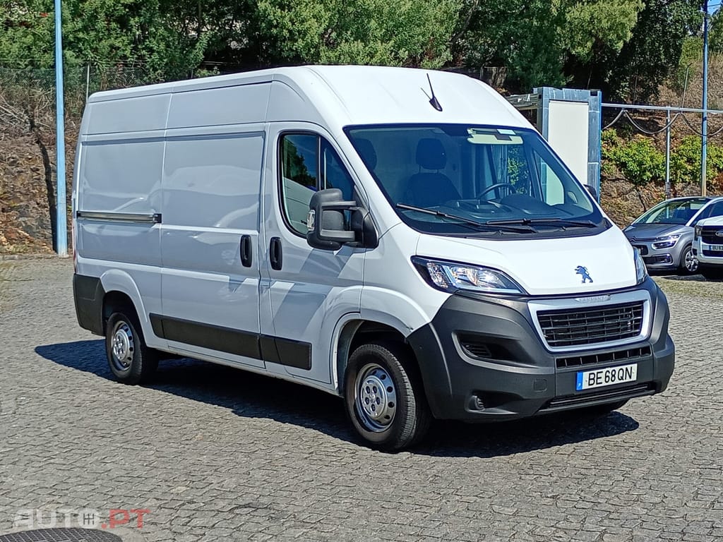 Peugeot Boxer 333 L2H2 2.2 BlueHDi