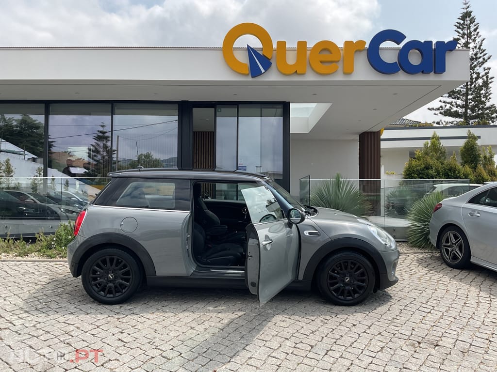 MINI Cooper Cooper D