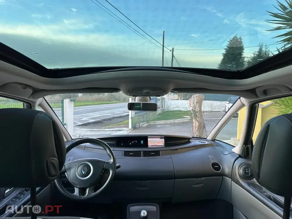 Renault Espace 2.0 dCi Initiale 7L