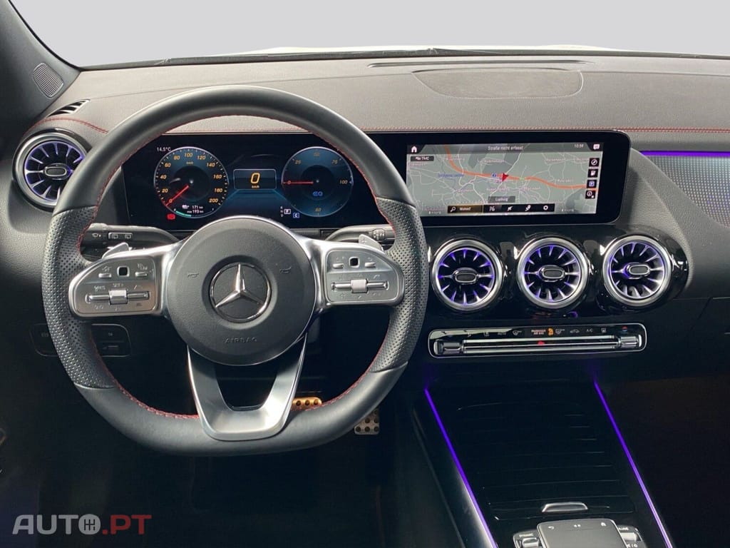 Mercedes-Benz EQA I.V.A DEDUTIVEL 250 AMG + teto 