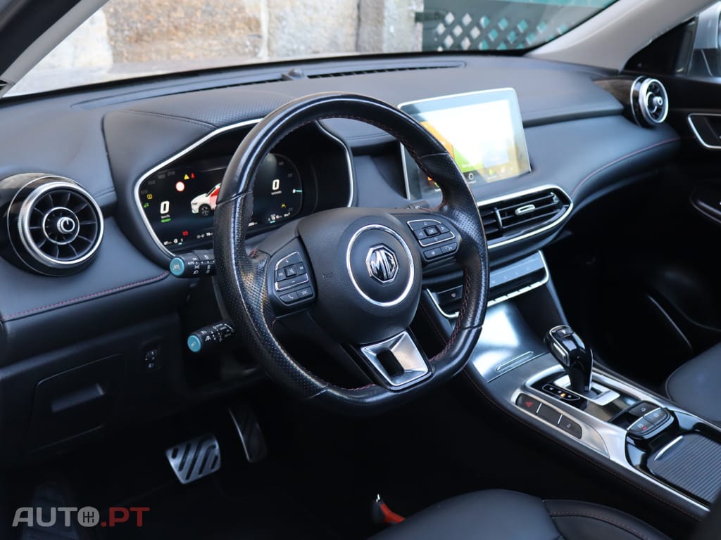MG EHS 1.5 T-GDI Plug-in Hybrid Luxury