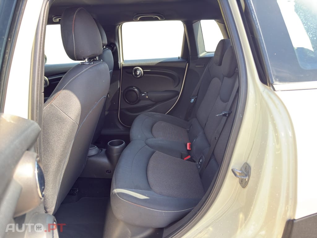 MINI Cooper One D